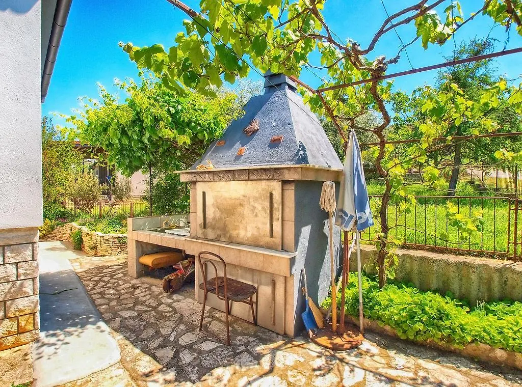 Apartment Ivan 535 Pula Croatia