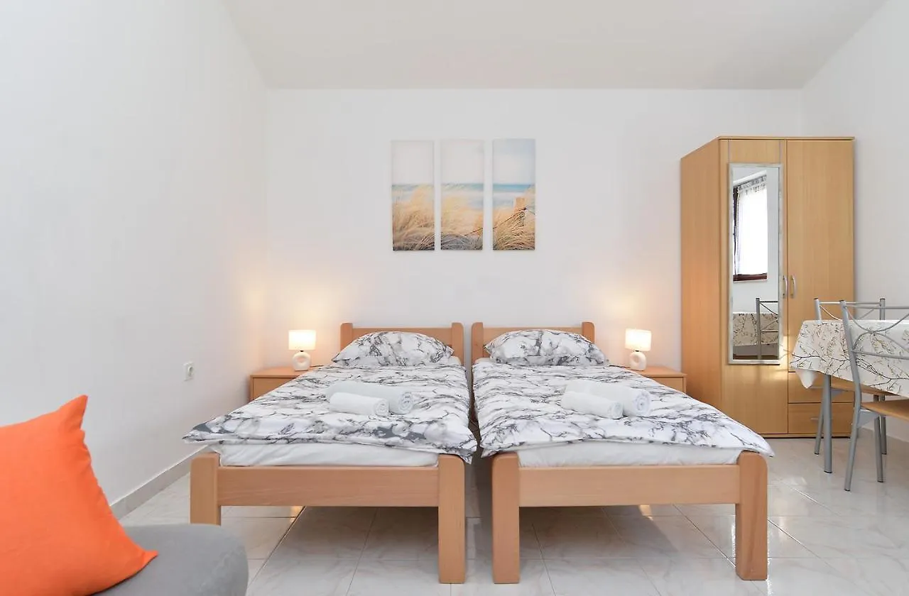 Apartment Ivan 535 Пула Хорватия